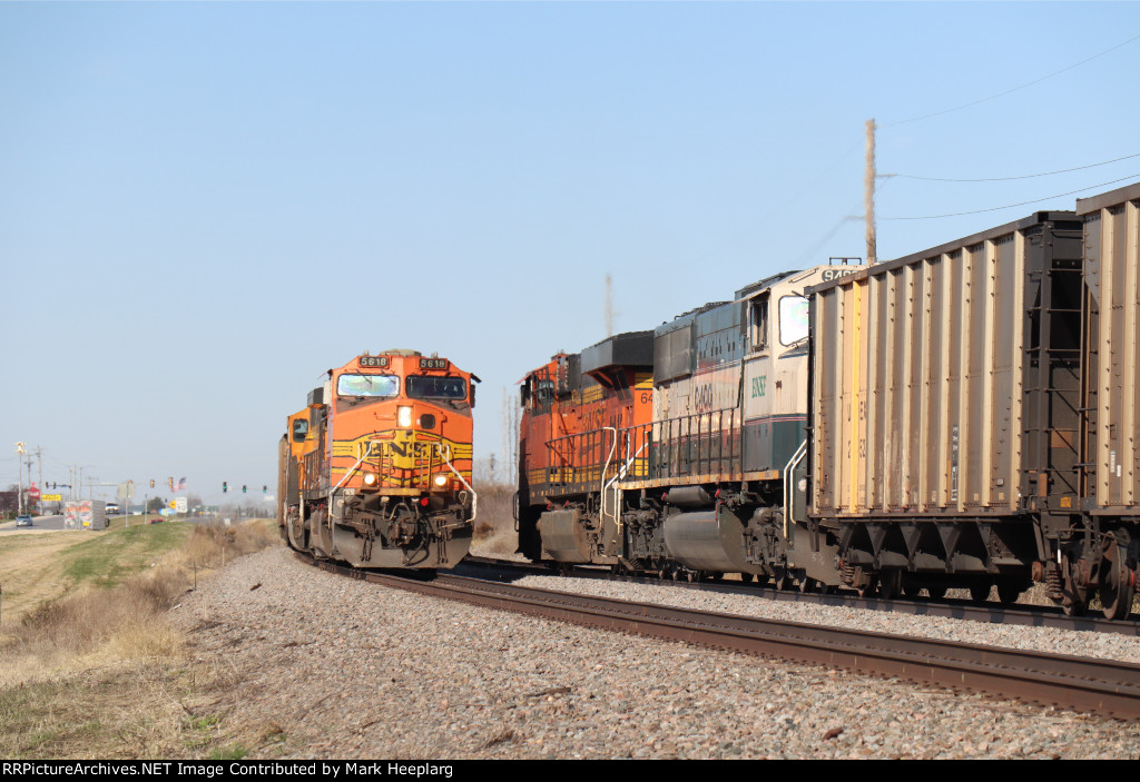 BNSF 5618